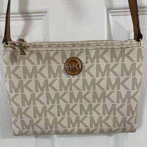 Michael Kors Cross Body